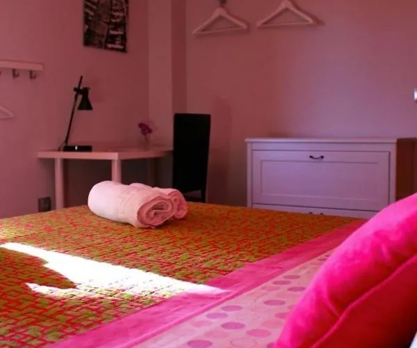 Allucant - Otel Gallocanta